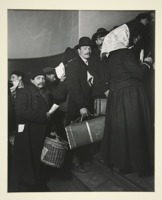 Climbing into America, Immigrants at Ellis Island (30159)