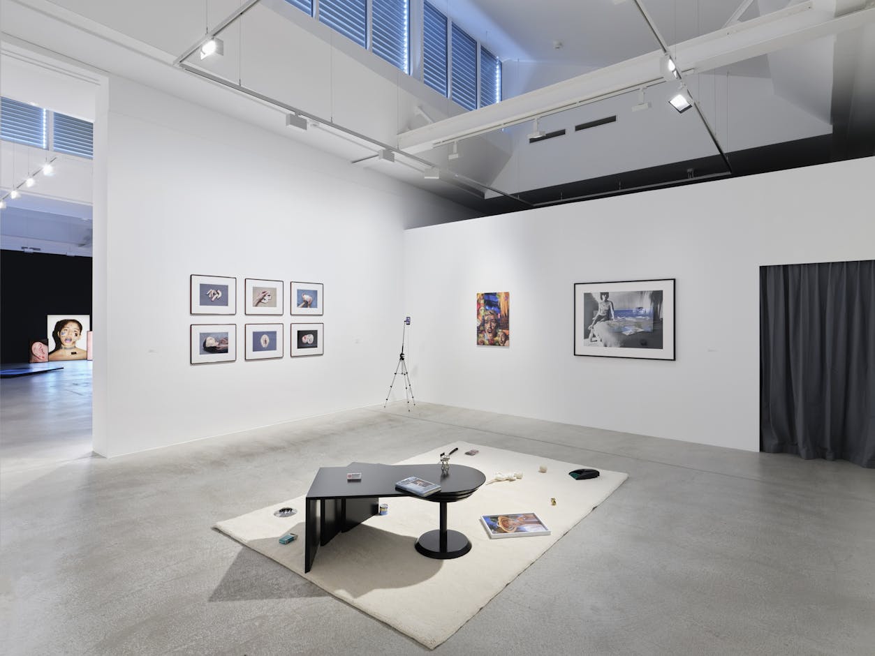 <div>Installationsansicht <em>How to Win at Photography – Die Fotografie als Spiel, </em>Fotomuseum Winterthur © Fotomuseum Winterthur / Conradin Frei</div>