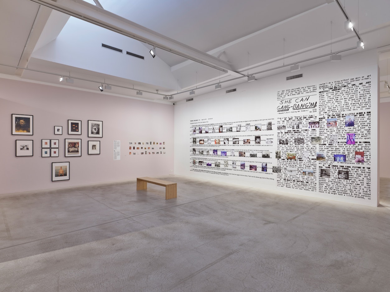 <div>Installation view <em>Chosen Family – Less Alone Together</em>, Fotomuseum Winterthur ©</div><div>Fotomuseum Winterthur / Conradin Frei</div>
