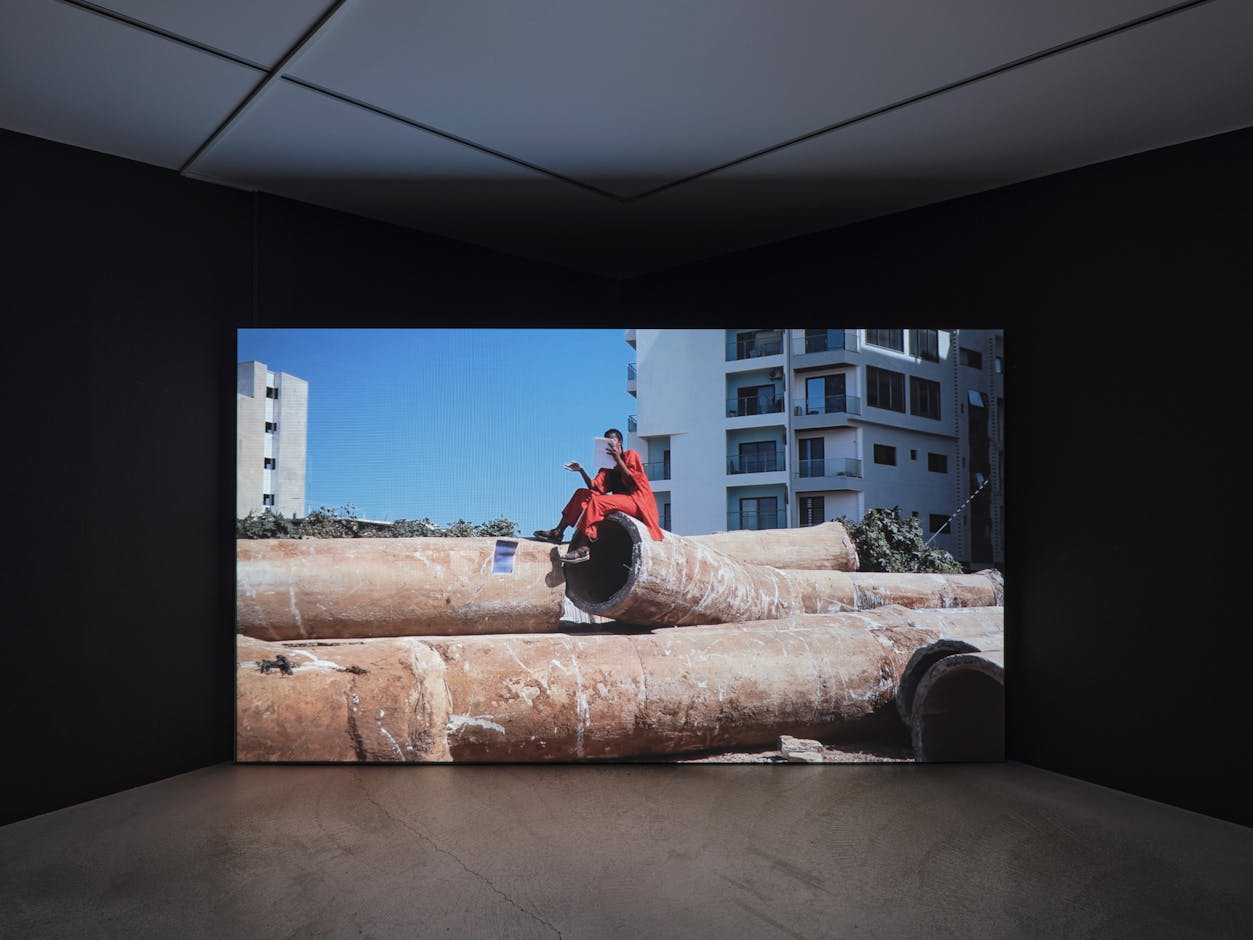 <div>Installationsansicht <em>Adji Dieye – Aphasia</em>, Fotomuseum Winterthur © Fotomuseum Winterthur / Conradin Frei</div>