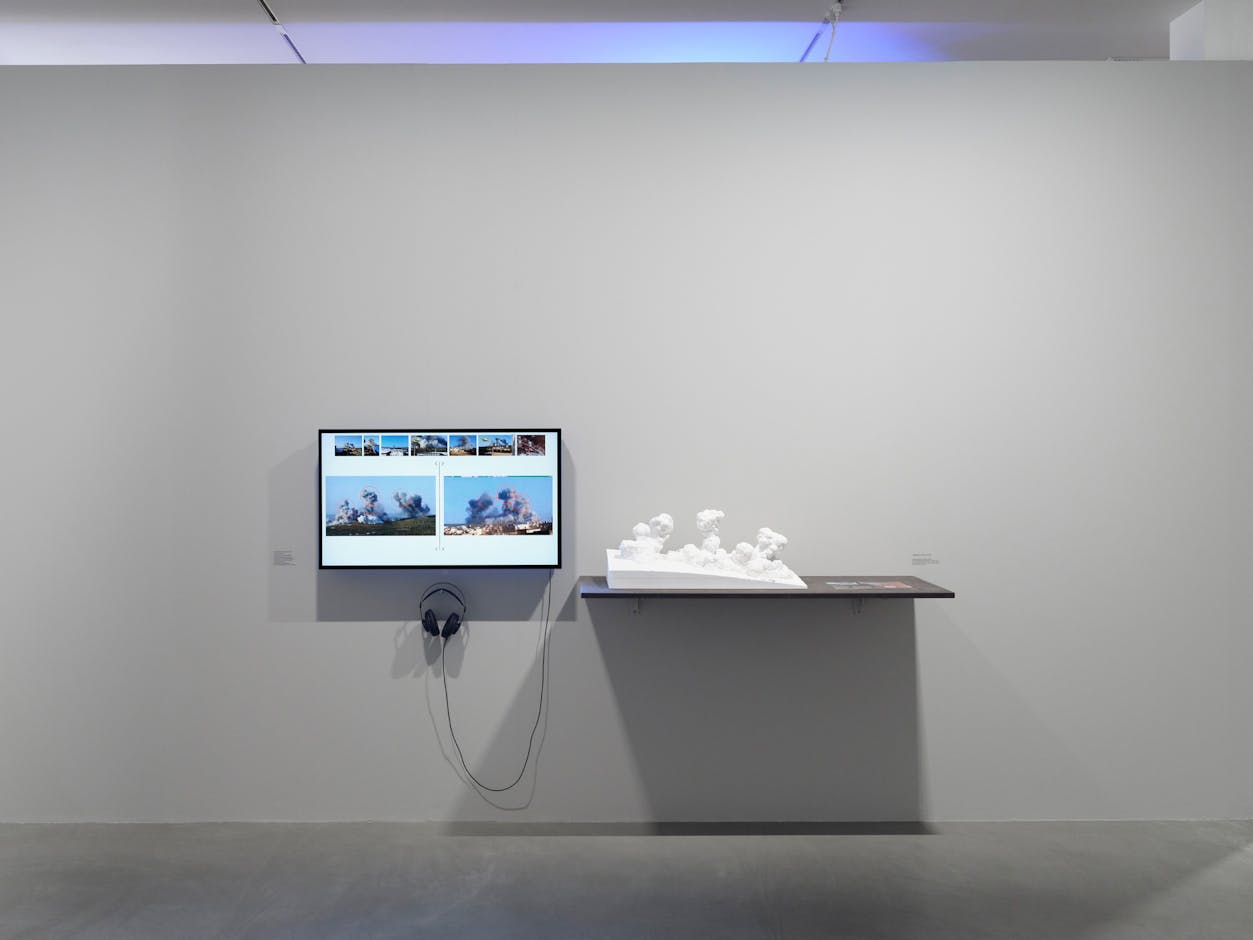 <div>Installation view <em>A Show of Affection – Collection Constellation 1</em>, Fotomuseum Winterthur © Fotomuseum Winterthur / Conradin Frei</div>
