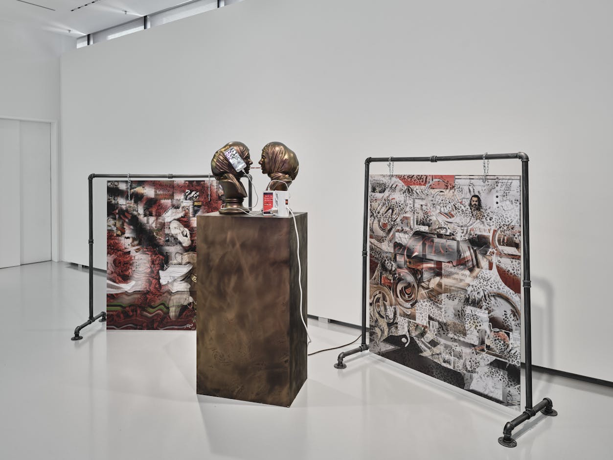 <div>Installation view <em>A Show of Affection – Collection Constellation 2</em> © Kunststiftung DZ Bank / Norbert Miguletz</div>